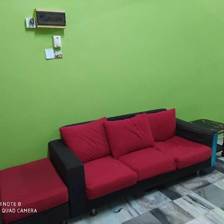 Homestay D' Tengah Bandar קואלה רומפין מראה חיצוני תמונה