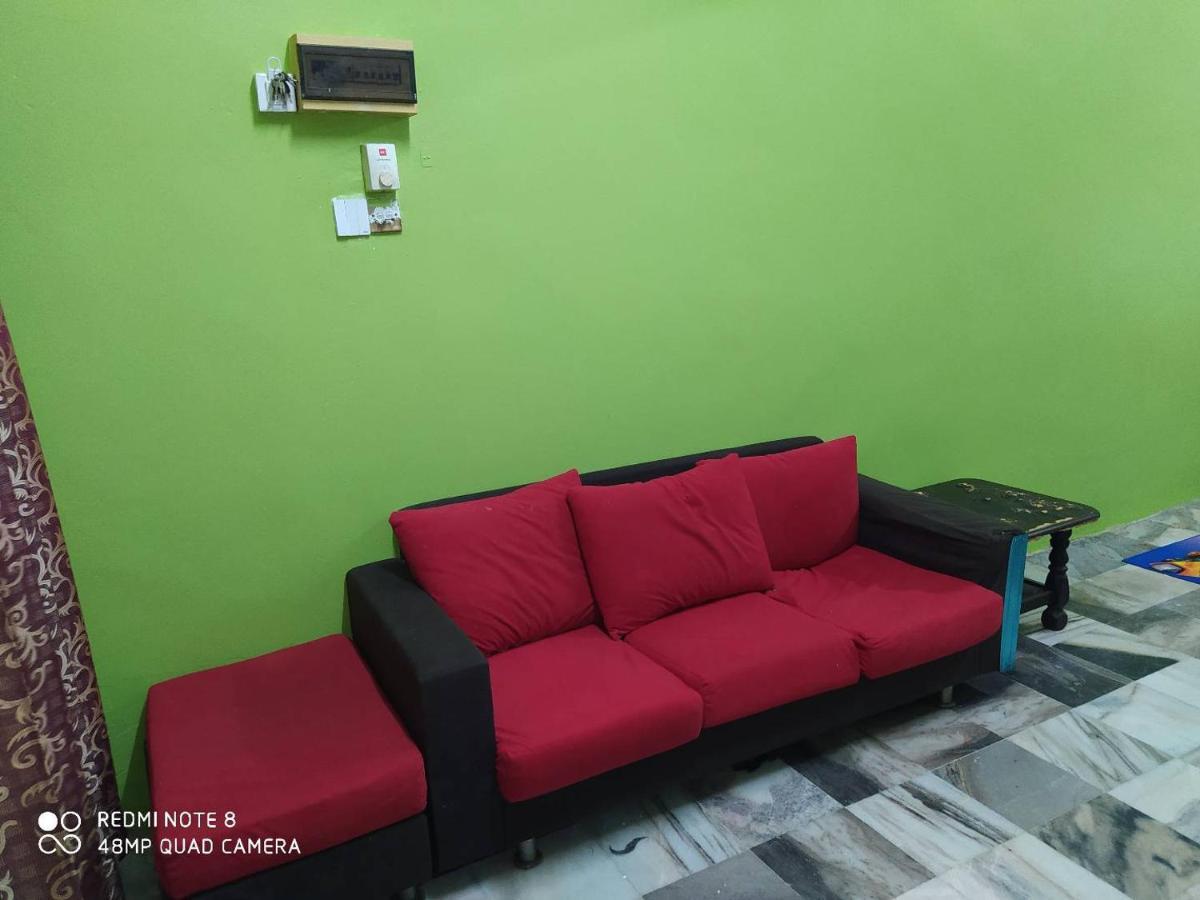 Homestay D' Tengah Bandar קואלה רומפין מראה חיצוני תמונה
